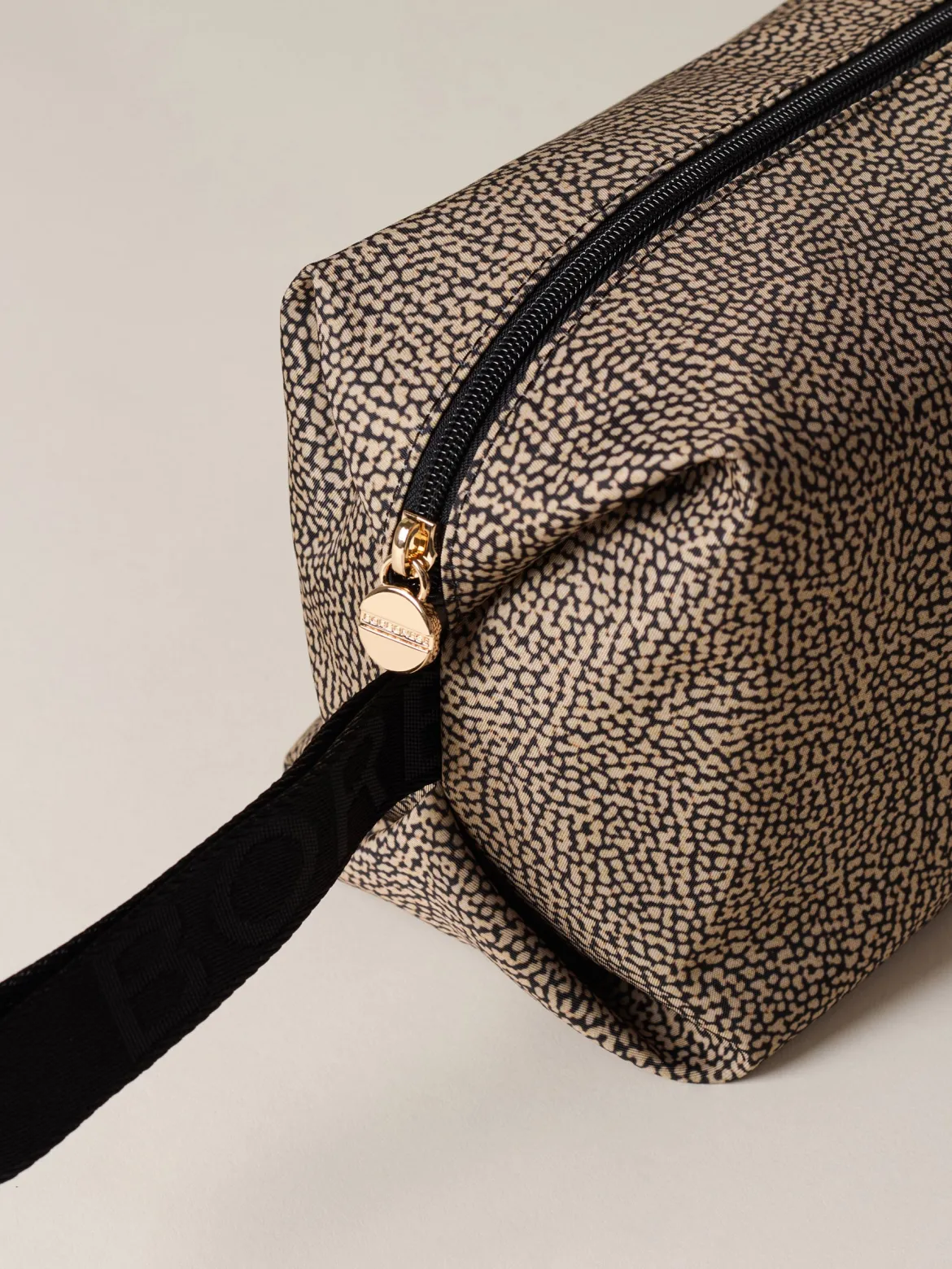 COSMETIC CASE CLASSICA MEDIUM